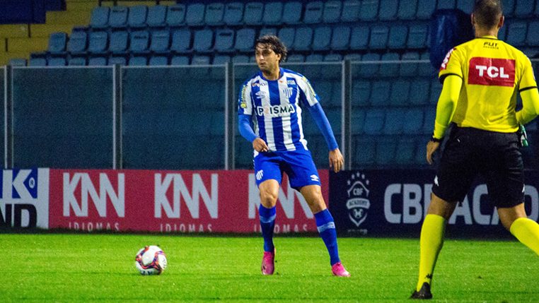 Há sete jogos sem perder na Série B, Wesley Soares comemora momento e mira  G-4 com o Avaí